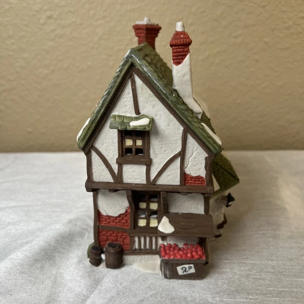 Vtg 1988 Dept 56  T. Wells Fruit And Spice Shop Heritage Village Collection 5924